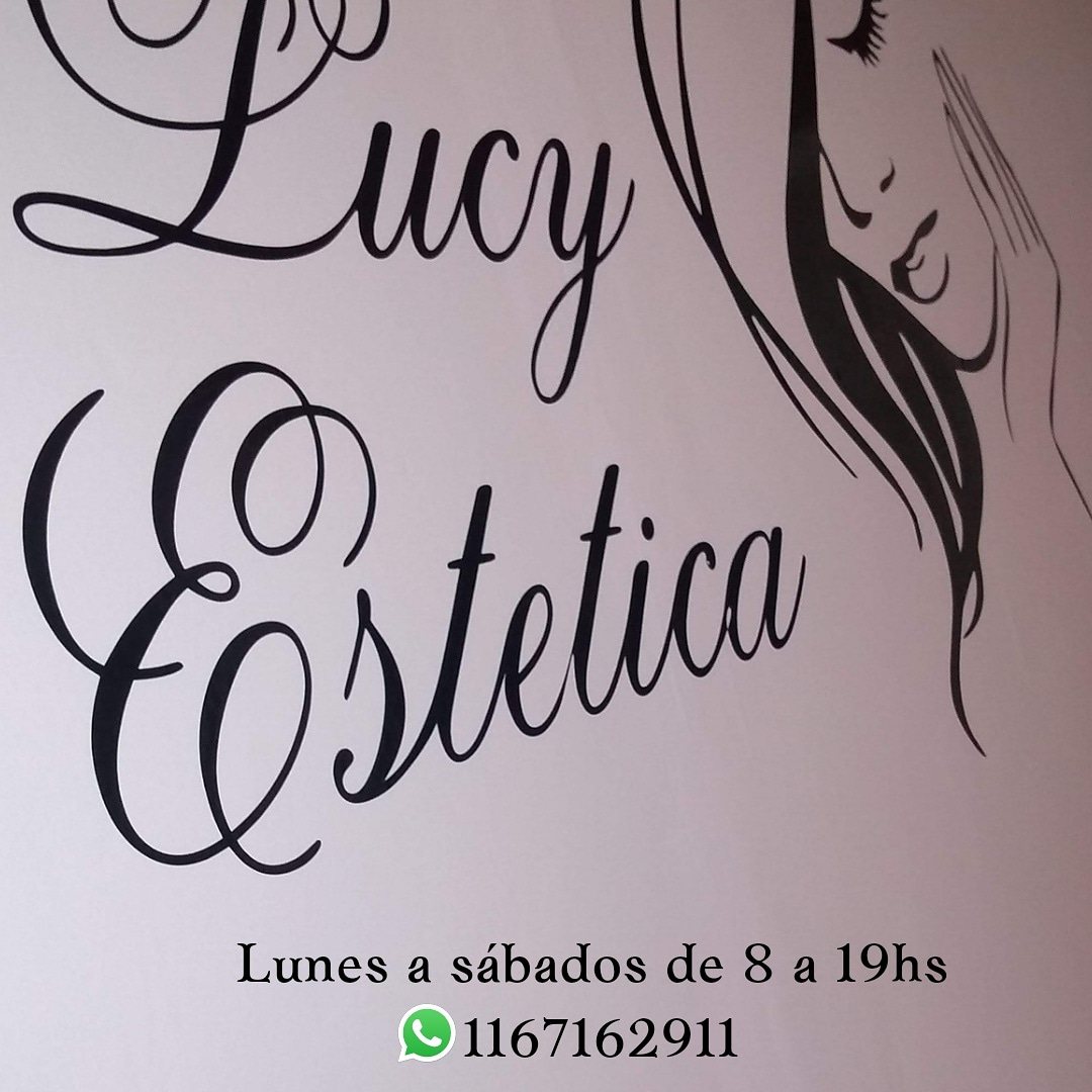 Cartel de Lucy Estética con horario lunes a sábados de 8 a 19 h